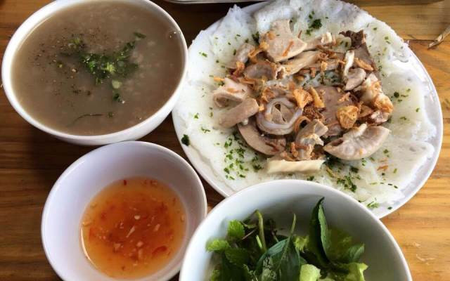 Đến Quy Nhơn không ăn những món đặc sản này sẽ tiếc hùi hụi - Hình 4 Den Quy Nhon khong an nhung mon dac san nay se tiec hui hui-Hinh-4