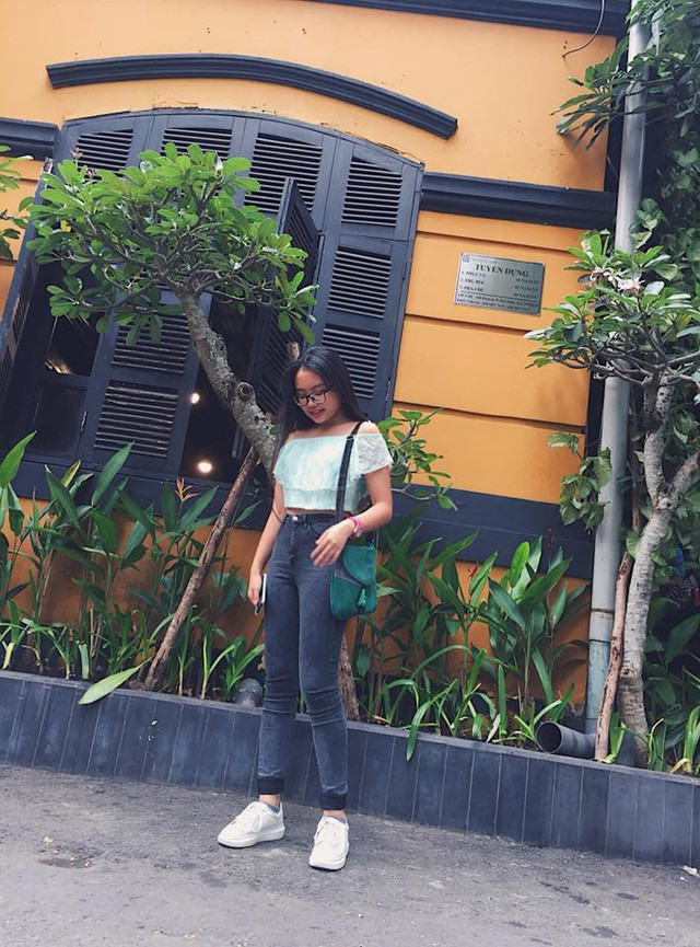 16 tuổi, Phương Mỹ Chi ăn mặc sành điệu gợi cảm thế nào? - Hình 7 16 tuoi, Phuong My Chi an mac sanh dieu goi cam the nao?-Hinh-7