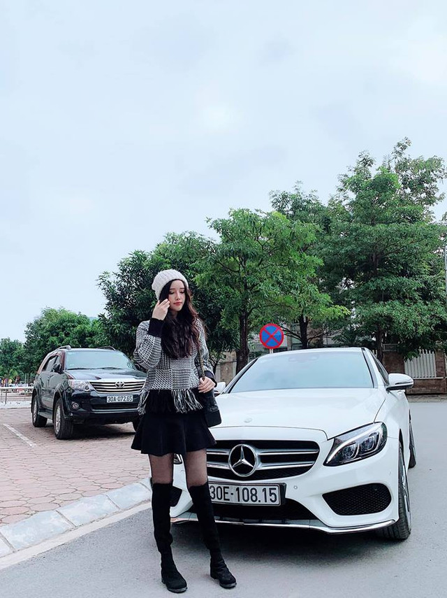 Em gái hoa hậu Mai Phương Thúy ăn mặc sành điệu chẳng kém chị gái - Hình 8 Em gai hoa hau Mai Phuong Thuy an mac sanh dieu chang kem chi gai-Hinh-8