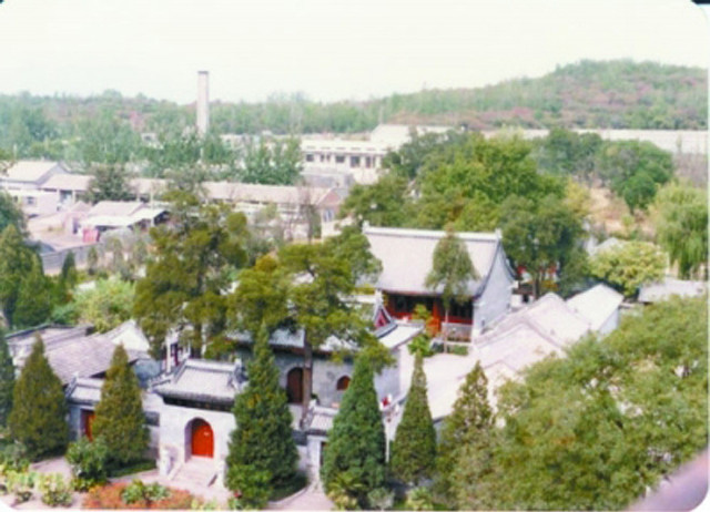 Bí ẩn nghĩa trang chôn cất giới tinh hoa Trung Quốc - Hình 2 Bi an nghia trang chon cat gioi tinh hoa Trung Quoc-Hinh-2