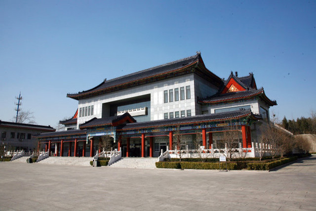 Bí ẩn nghĩa trang chôn cất giới tinh hoa Trung Quốc - Hình 10 Bi an nghia trang chon cat gioi tinh hoa Trung Quoc-Hinh-10