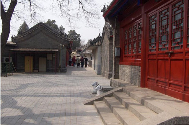 Bí ẩn nghĩa trang chôn cất giới tinh hoa Trung Quốc - Hình 4 Bi an nghia trang chon cat gioi tinh hoa Trung Quoc-Hinh-4