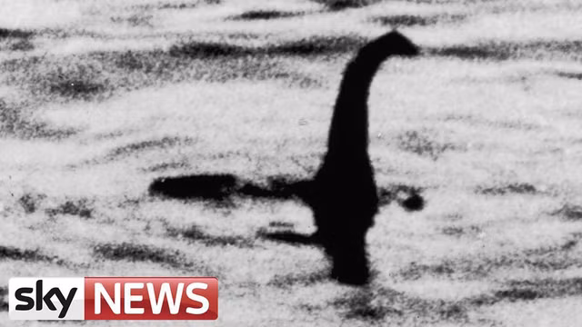 Quai vat ho Loch Ness troi len de hit tho khong khi nhu nao?-Hinh-3