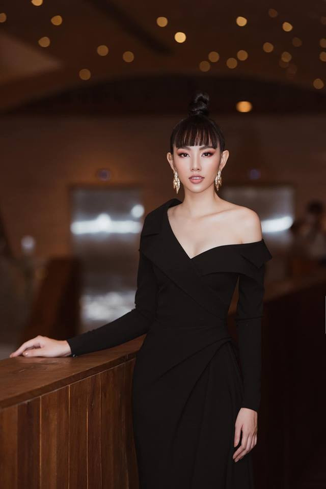 Soi gu thời trang của Người đẹp Nhân ái bị tố quỵt nợ 1,5 tỷ đồng - Hình 4 Soi gu thoi trang cua Nguoi dep Nhan ai bi to quyt no 1,5 ty dong-Hinh-4