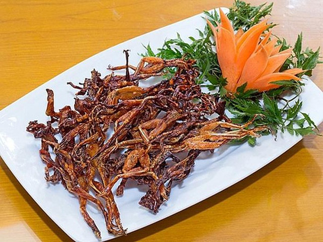 Bật mí các món ngon từ đặc sản “vũ nữ chân dài” của miền Tây Bat mi cac mon ngon tu dac san “vu nu chan dai” cua mien Tay