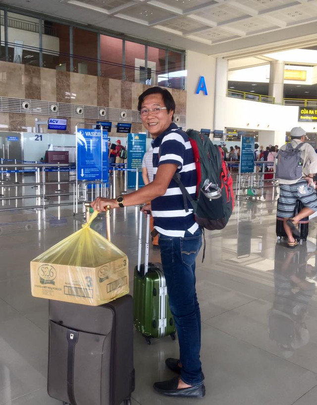 Bố chồng “Nàng dâu order” trẻ trung lịch lãm trong đời thường - Hình 8 Bo chong “Nang dau order” tre trung lich lam trong doi thuong-Hinh-8