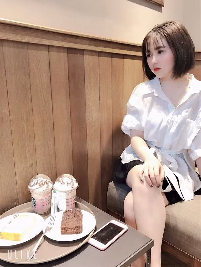 Chau gai Quang Cuon pho bay trang phuc sexy tren mang-Hinh-8