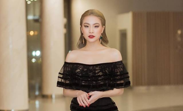 Bỏng mắt với vẻ sexy của Hoàng Thùy Linh ngoài đời Bong mat voi ve sexy cua Hoang Thuy Linh ngoai doi