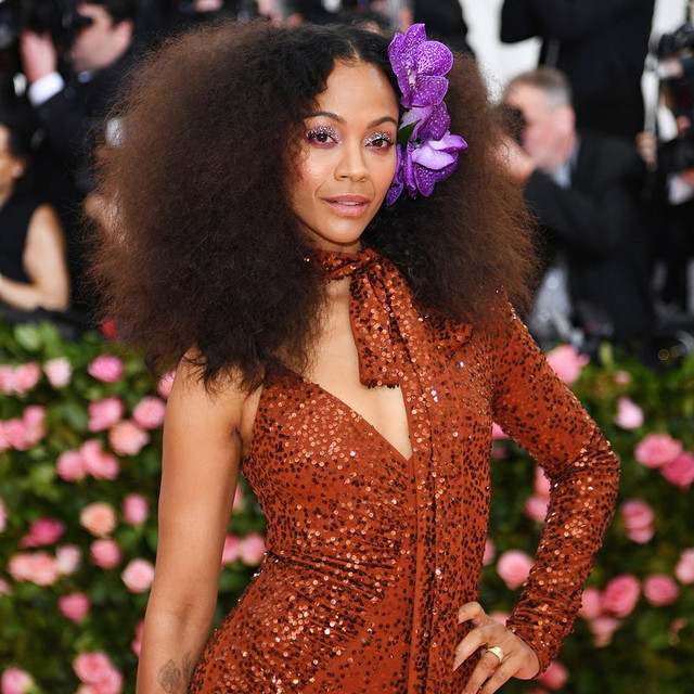 Met Gala: Nơi tôn vinh những phong cách trang điểm quái dị - Hình 7 Met Gala: Noi ton vinh nhung phong cach trang diem quai di-Hinh-7