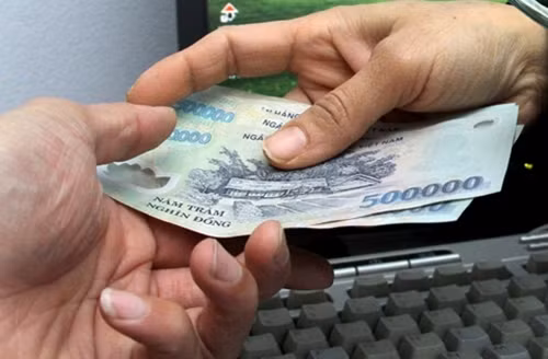 Voi tien bao hiem cua ngu dan tu vong, truong phong Bao hiem PJICO bi khoi to