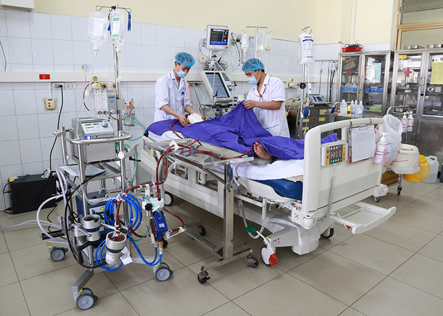 Bệnh nhân Covid-19 số 416, 418 ở Đà Nẵng nguy cơ tử vong cao Benh nhan Covid-19 so 416, 418 o Da Nang nguy co tu vong cao