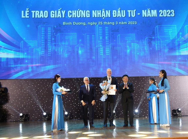 Bình Dương cần sử dụng có hiệu quả vốn đầu tư từ ngân sách Nhà nước - Hình 2 Binh Duong can su dung co hieu qua von dau tu tu ngan sach Nha nuoc-Hinh-2