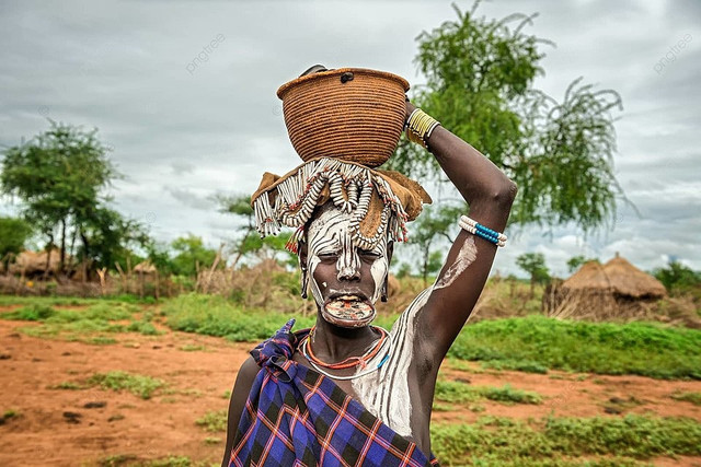 Bộ tộc Mursi có tập tục độc đáo: Nhổ răng sẽ gặp nhiều may mắn - Hình 7 Bo toc Mursi co tap tuc doc dao: Nho rang se gap nhieu may man-Hinh-7