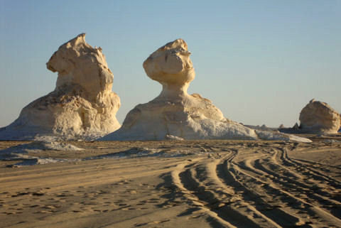 Tượng Phật 1.900 tuổi ở Ai Cập thuộc về một người từ Nam Á? - Hình 8 Tuong Phat 1.900 tuoi o Ai Cap thuoc ve mot nguoi tu Nam A?-Hinh-8