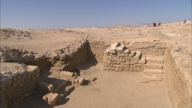 Tượng Phật 1.900 tuổi ở Ai Cập thuộc về một người từ Nam Á? - Hình 6 Tuong Phat 1.900 tuoi o Ai Cap thuoc ve mot nguoi tu Nam A?-Hinh-6