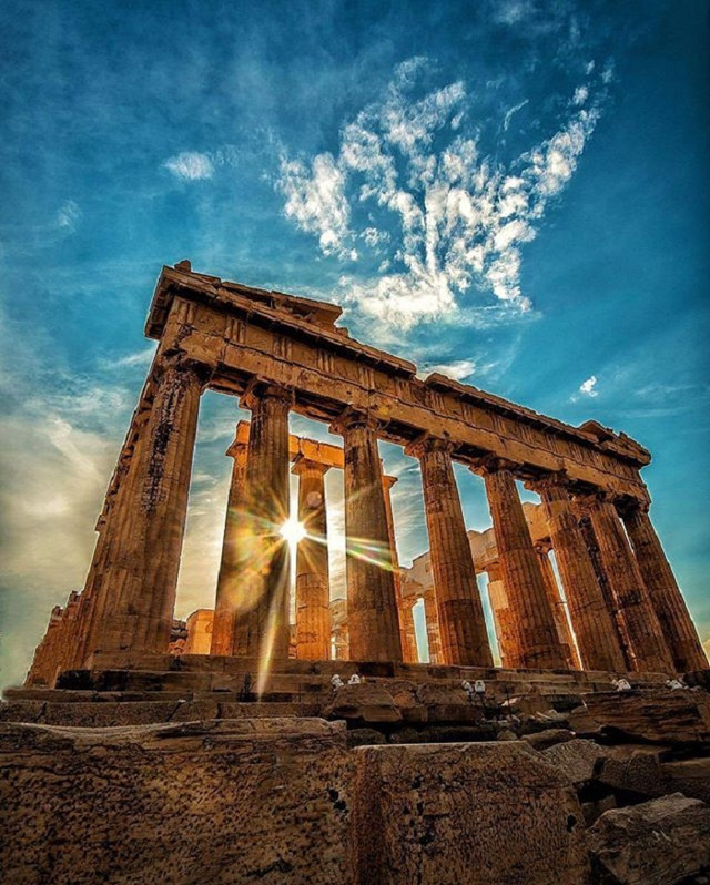 Đền Parthenon nổi tiếng Hy Lạp bị hư hại nghiêm trọng do sự kiện nào? - Hình 10 Den Parthenon noi tieng Hy Lap bi hu hai nghiem trong do su kien nao?-Hinh-10