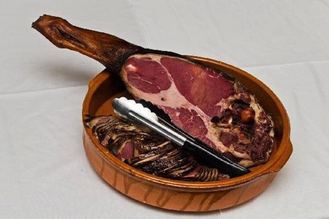 Những món ăn Giáng sinh đặc sắc của các nước trên thế giới - Hình 10 Nhung mon an Giang sinh dac sac cua cac nuoc tren the gioi-Hinh-10