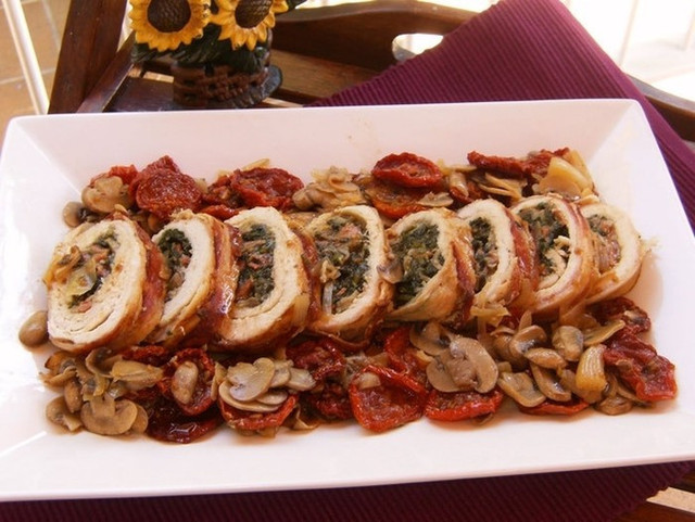 Những món ăn Giáng sinh đặc sắc của các nước trên thế giới - Hình 11 Nhung mon an Giang sinh dac sac cua cac nuoc tren the gioi-Hinh-11