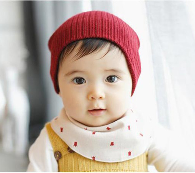 Cần giữ ấm 5 bộ phận cơ thể cho trẻ mùa lạnh tránh bị ốm - Hình 6 Can giu am 5 bo phan co the cho tre mua lanh tranh bi om-Hinh-6
