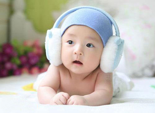 Cần giữ ấm 5 bộ phận cơ thể cho trẻ mùa lạnh tránh bị ốm - Hình 4 Can giu am 5 bo phan co the cho tre mua lanh tranh bi om-Hinh-4