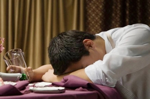 4 thói quen khiến đàn ông có tuổi thọ ngắn - Hình 2 4 thoi quen khien dan ong co tuoi tho ngan-Hinh-2