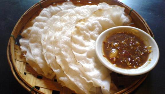 Nên thử những món ăn vặt gì khi đến quê hương Đàm Vĩnh Hưng? - Hình 2 Nen thu nhung mon an vat gi khi den que huong Dam Vinh Hung?-Hinh-2