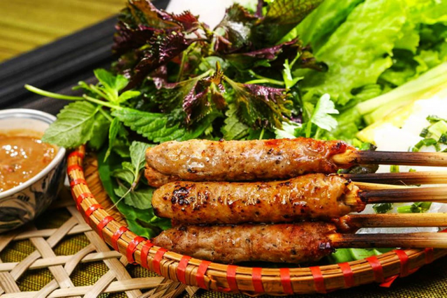 Nên thử những món ăn vặt gì khi đến quê hương Đàm Vĩnh Hưng? - Hình 5 Nen thu nhung mon an vat gi khi den que huong Dam Vinh Hung?-Hinh-5