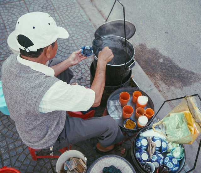 Nên thử những món ăn vặt gì khi đến quê hương Đàm Vĩnh Hưng? - Hình 4 Nen thu nhung mon an vat gi khi den que huong Dam Vinh Hung?-Hinh-4