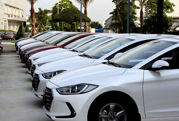 Ngân hàng đang thanh lý nhiều ô tô giá rẻ như xe máy để thu hồi nợ Ngan hang dang thanh ly nhieu o to gia re nhu xe may de thu hoi no