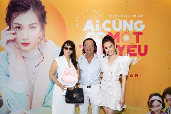 Ca si Hoang My An ra mat MV dau tay 'Ai cung co mot tinh yeu de quen'