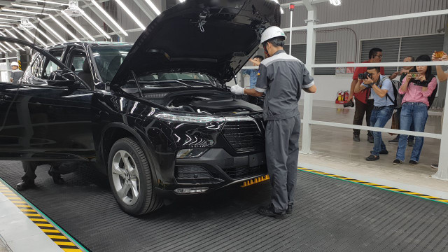 Vận hành sớm 3 tháng, nhà máy ô tô VinFast lập kỷ lục ngành công nghiệp ô tô thế giới - Hình 6 Van hanh som 3 thang, nha may o to VinFast lap ky luc nganh cong nghiep o to the gioi-Hinh-6