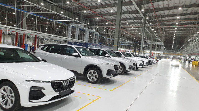 Vận hành sớm 3 tháng, nhà máy ô tô VinFast lập kỷ lục ngành công nghiệp ô tô thế giới - Hình 7 Van hanh som 3 thang, nha may o to VinFast lap ky luc nganh cong nghiep o to the gioi-Hinh-7