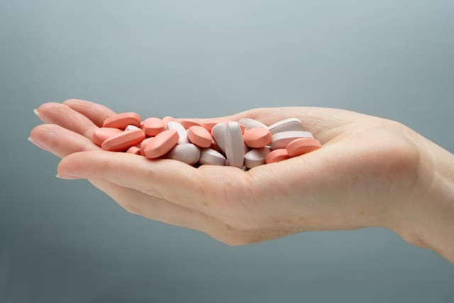 Tác hại kinh hoàng của việc giảm cân nhanh khiến cô gái hôn mê - Hình 2 Tac hai kinh hoang cua viec giam can nhanh khien co gai hon me-Hinh-2