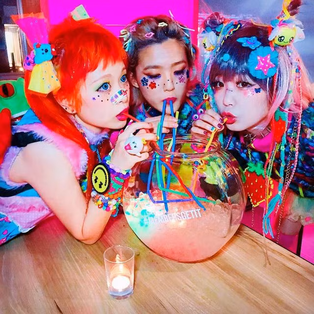 “Choang vang” nhung cach lam dep ky di cua gioi tre Nhat Ban-Hinh-2