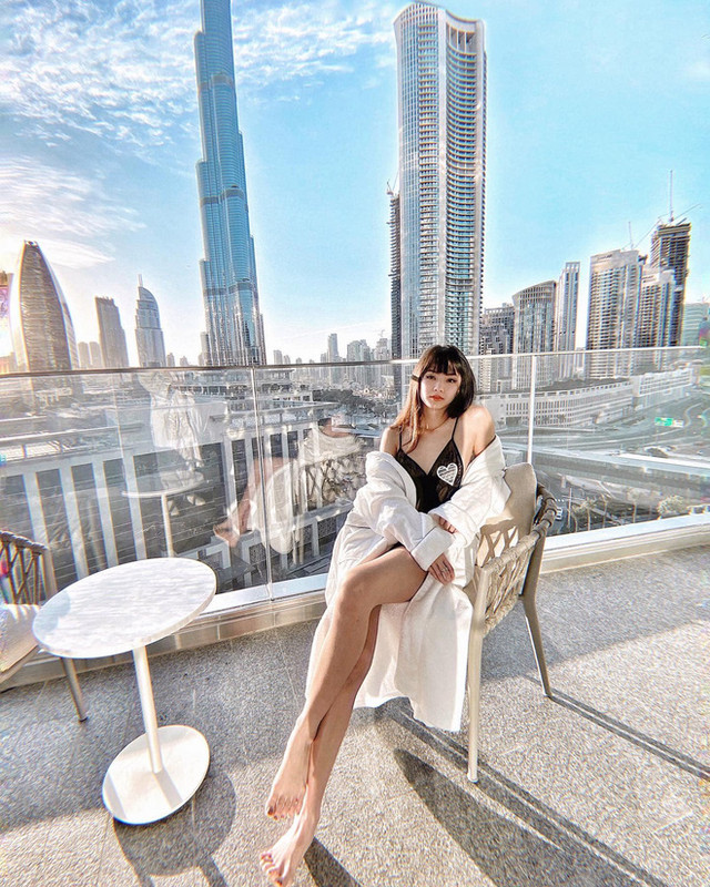 Gu thời trang hiện đại của hotgirl làm tiếp viên hàng không Dubai - Hình 2 Gu thoi trang hien dai cua hotgirl lam tiep vien hang khong Dubai-Hinh-2