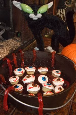 Ban co dam thu nhung mon an kinh di ngay Halloween nay?-Hinh-6