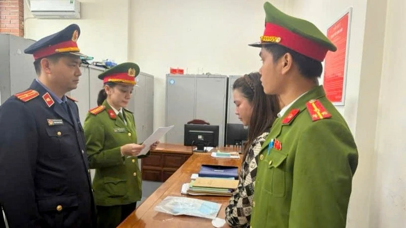 Huế: Bắt tạm giam nữ chủ hụi vì lừa đảo chiếm đoạt tài sản