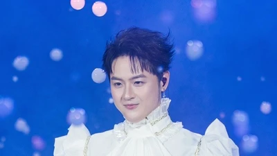 Thanh Duy từ giáo viên đến ca sĩ, diễn viên