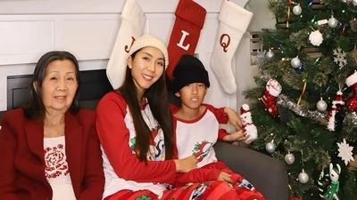 Người mẫu Ngọc Quyên cùng người thân đón Giáng sinh ở Mỹ