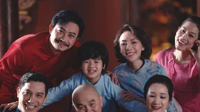 Diễn viên nhí Bảo Nam đóng phim Tết Mùi phở cùng nghệ sĩ Xuân Hinh