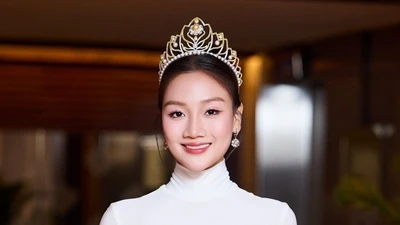 Á hậu Đỗ Thị Phương Thanh đón nhận tin vui