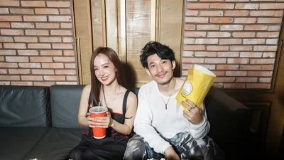 Ngọc Kayla rạng rỡ khi sánh vai Liên Bỉnh Phát tại sự kiện