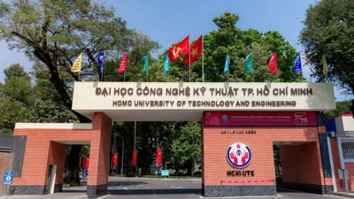 ĐH Công nghệ Kỹ thuật TP HCM: Vì sao đối thủ của Liên danh Ngọc Sơn Nam - Nam Khang bị loại?