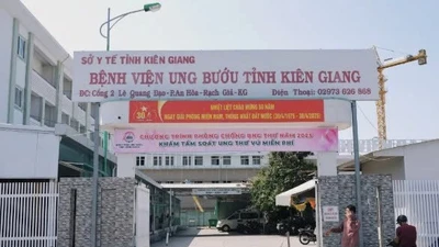 Công ty Nước Xanh: Trượt thầu nhiều nơi, bất ngờ thắng lớn gói thầu thiết bị y tế nhờ giảm giá "sốc" 