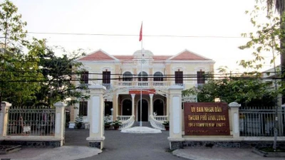 Dấu hỏi tính cạnh tranh tại gói thầu xây lắp Cầu ấp Phiêu do Ban QLDA Cầu Ngang làm chủ đầu tư