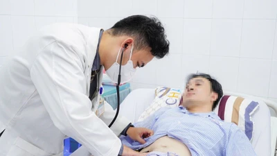 Ngộ độc liên tiếp xảy ra tại TP HCM: Bác sĩ chỉ ra 2 nguồn lây chính 