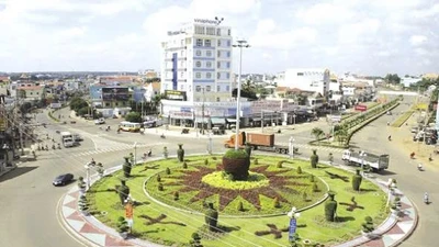 'Hệ sinh thái' Thiên Phú - Mộc Kiến Quốc: 'Quen' cả chủ đầu tư lẫn đơn vị tư vấn? 