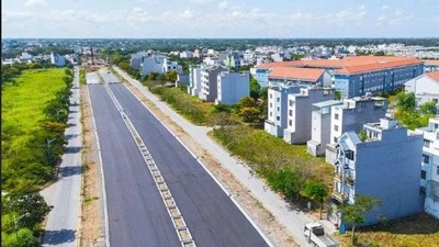 Dấu hỏi năng lực nhà thầu Thiên Vương qua gói thầu cải tạo vỉa hè QL50 