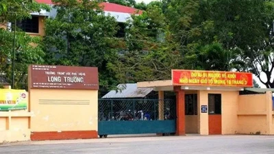 Một nhà thầu "độc diễn" tại gói thầu xây lắp trường THPT Long Trường giá trị 75 tỷ
