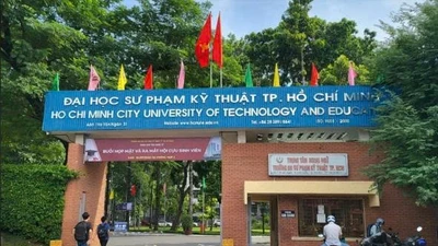 Gói thầu xây lắp tại ĐH Sư phạm Kỹ thuật TP.HCM: Kịch bản cũ có lặp lại?